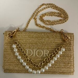 BRAND NEW! NWOT Dior Raffia Pouch Crossbody